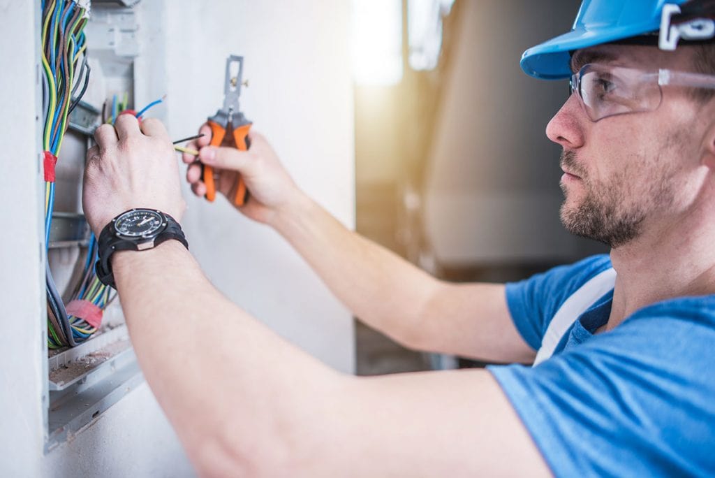 Tips on Finding the Best Electrical Subcontractor for Your Project